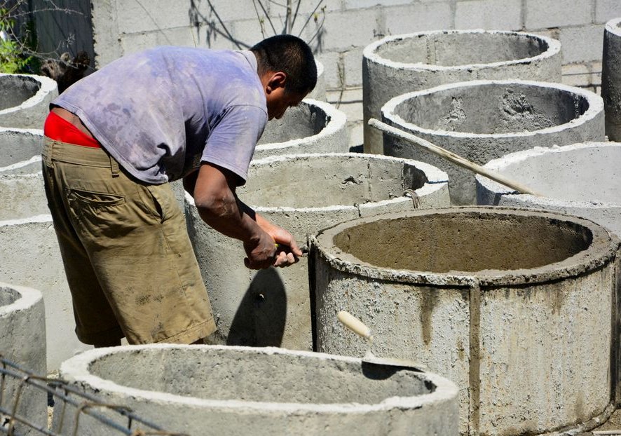 Concrete Contractor Hiring Guide in Cedar Rapids